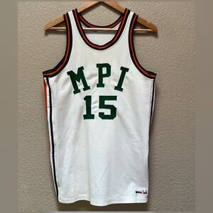 Spanjian Basketball Team Men’s Jersey Size 42